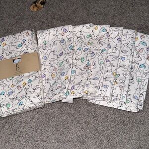 11 Ellen DeGeneres Linen Easter Napkins!